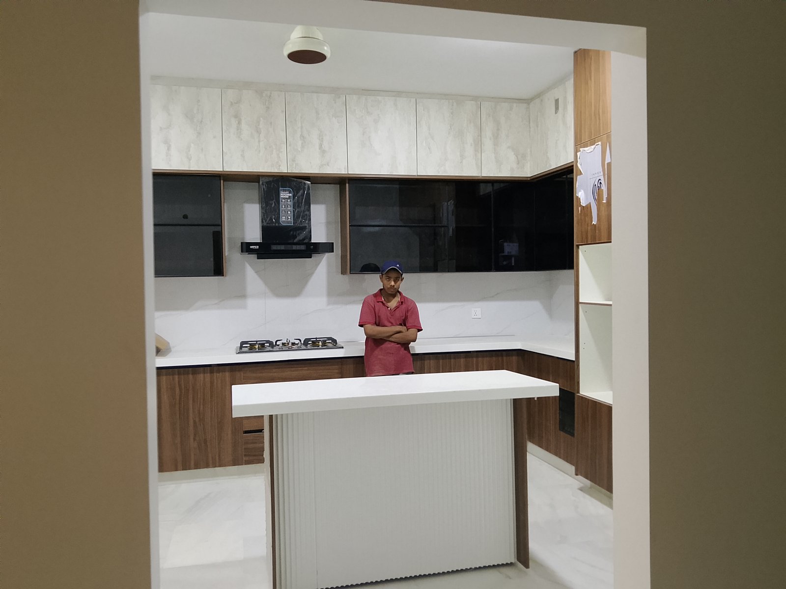 Kitchen cabinet